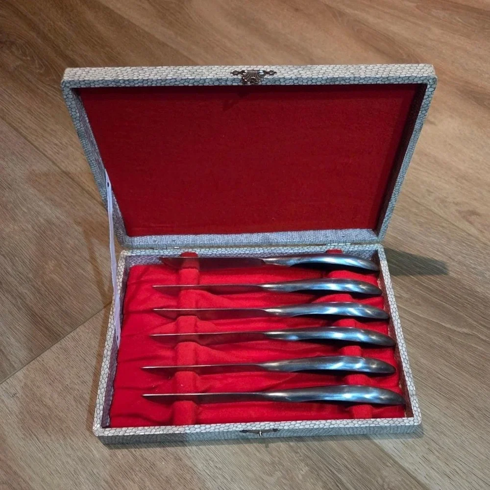 Vintage Set of 6 Stainless Steel Serrated Steak Knives‎ in Box Made in Japan